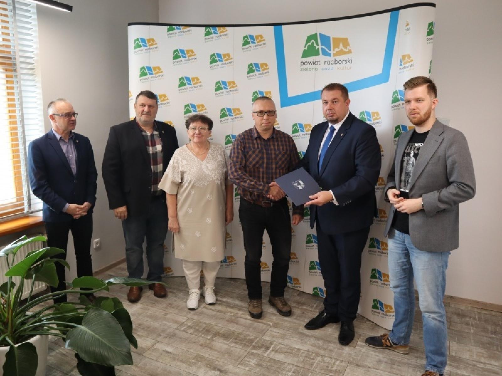 Zdjęcie w galerii na portalu naszraciborz.pl: Ruszają remonty kolejnych dróg powiatowych wiadomości z regionu