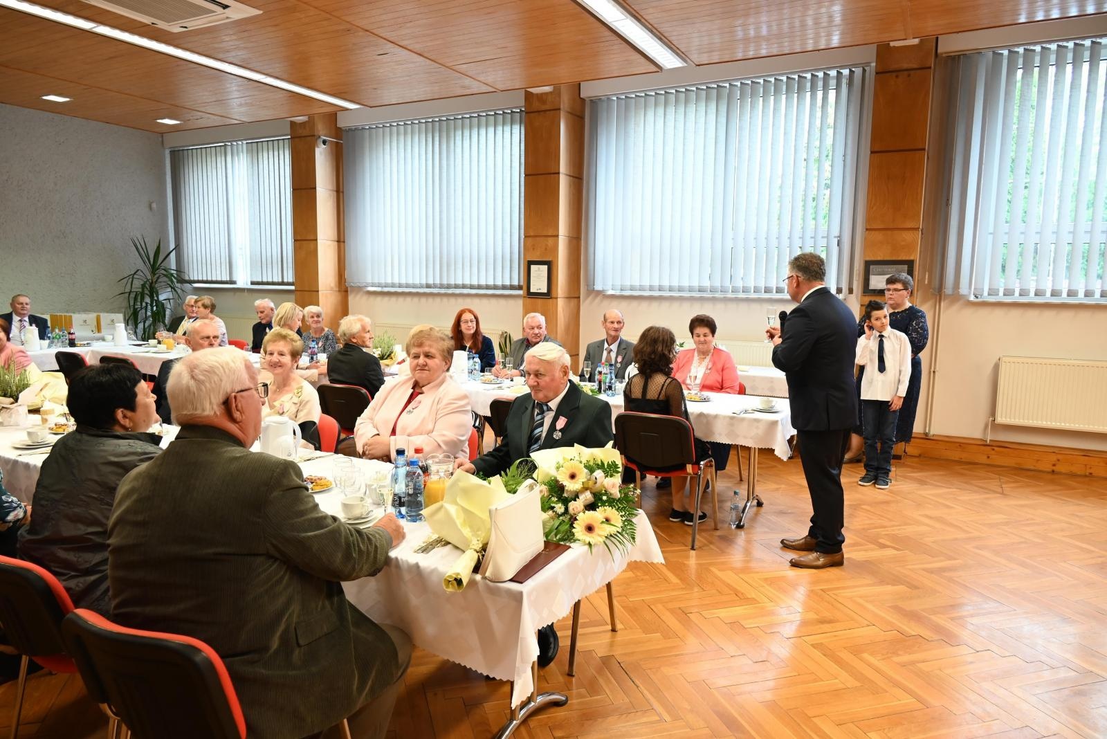 Zdjęcie w galerii na portalu naszraciborz.pl: Złote gody w Krzyżanowicach. Jubilaci z medalami Prezydenta RP [FOTO] wiadomości z regionu
