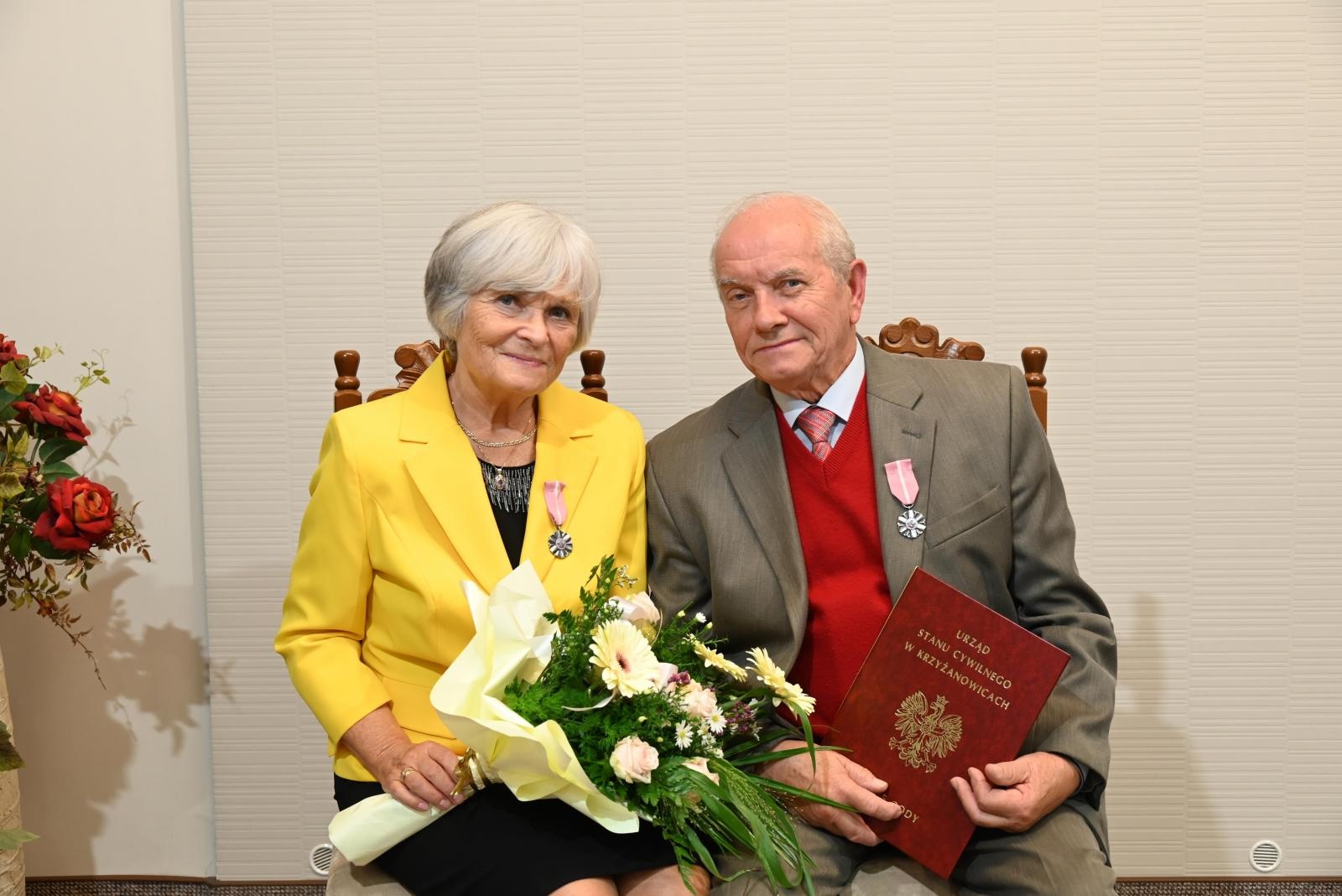 Zdjęcie w galerii na portalu naszraciborz.pl: Złote gody w Krzyżanowicach. Jubilaci z medalami Prezydenta RP [FOTO] wiadomości z regionu