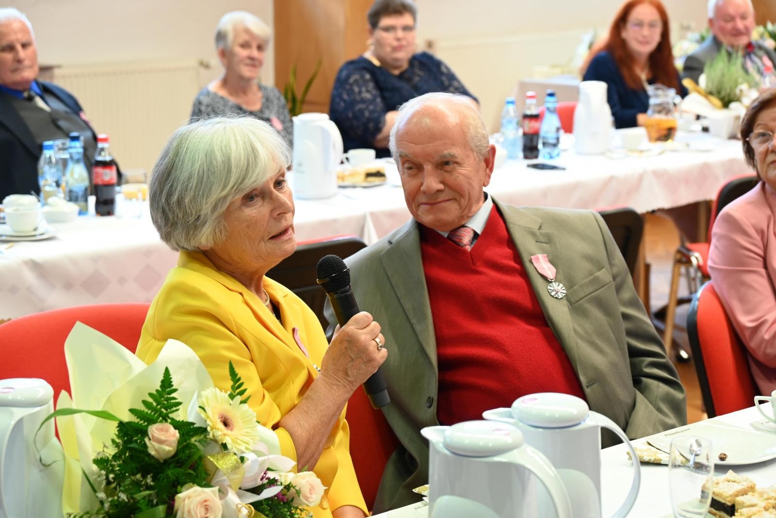 Zdjęcie w galerii na portalu naszraciborz.pl: Złote gody w Krzyżanowicach. Jubilaci z medalami Prezydenta RP [FOTO] wiadomości z regionu