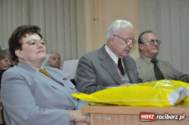 Zdjęcie w galerii na portalu naszraciborz.pl: Harcerska sztafeta pokoleń trwa wiadomości z regionu