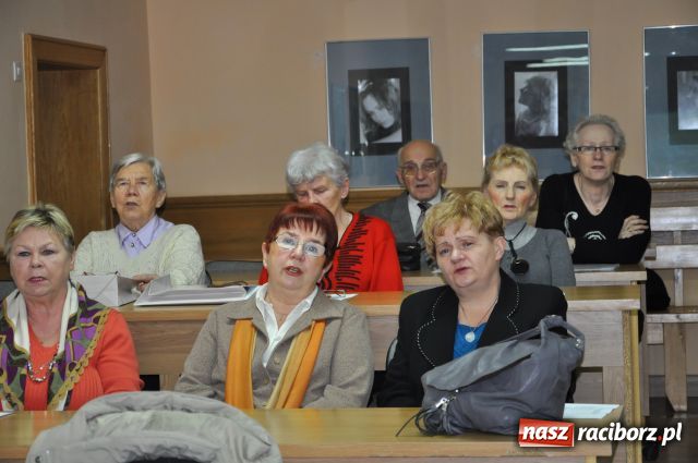 Zdjęcie w galerii na portalu naszraciborz.pl: Harcerska sztafeta pokoleń trwa wiadomości z regionu