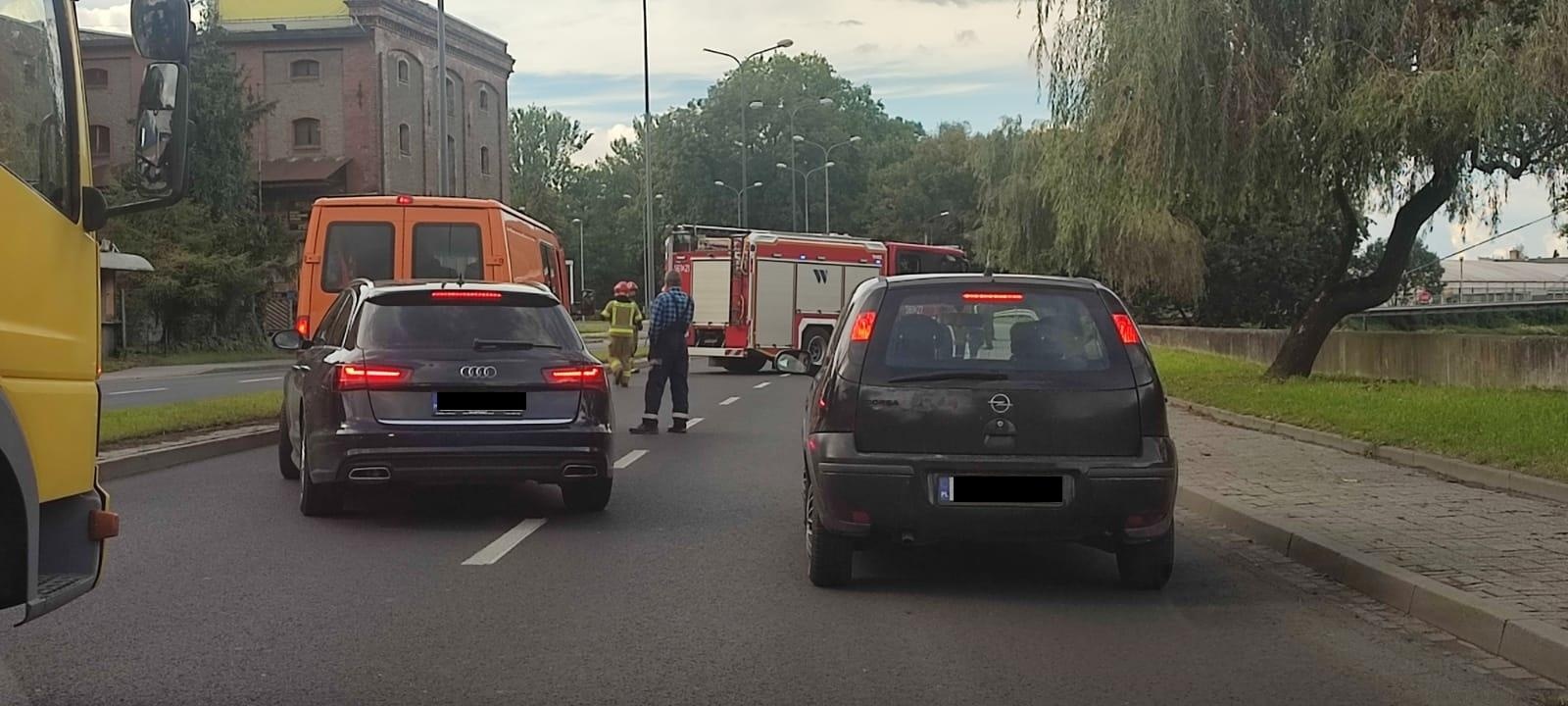 Zdjęcie w galerii na portalu naszraciborz.pl: Raport 998. Kierowca seata przeszarżował na Odrostradzie wiadomości z regionu