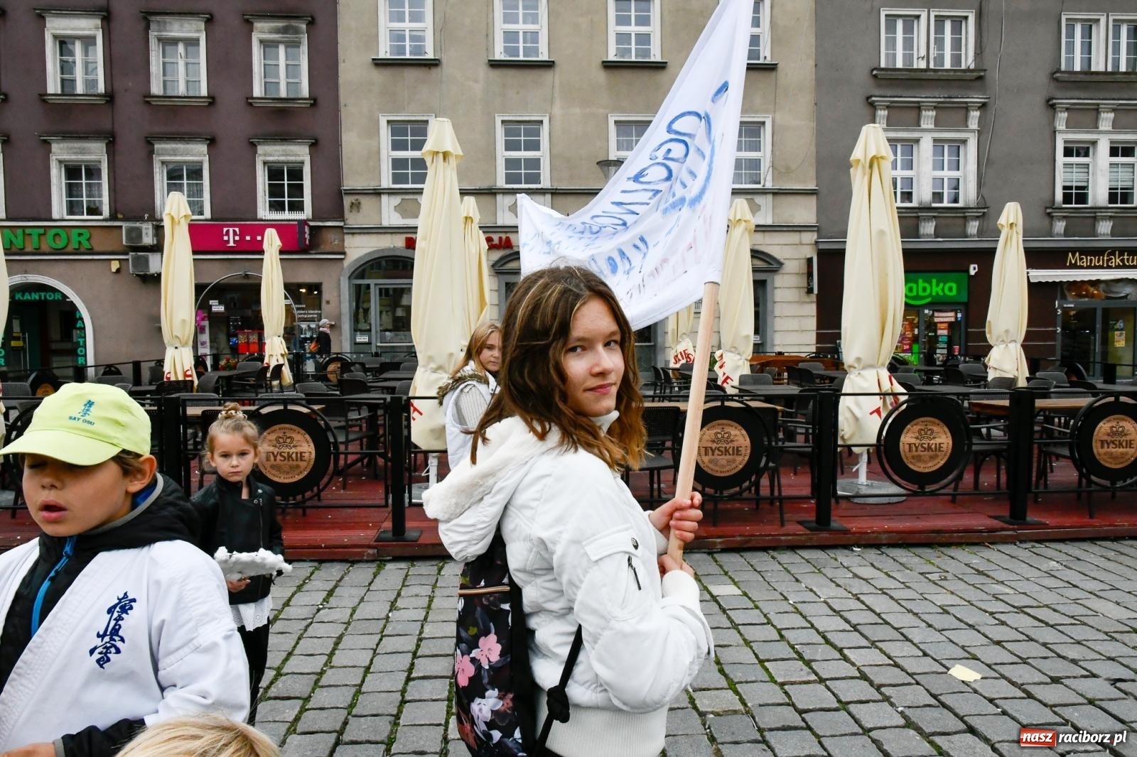 Zdjęcie w galerii na portalu naszraciborz.pl: Przez centrum Raciborza przeszedł KOROWÓD Z OFFCĄ [FOTO i WIDEO] wiadomości z regionu