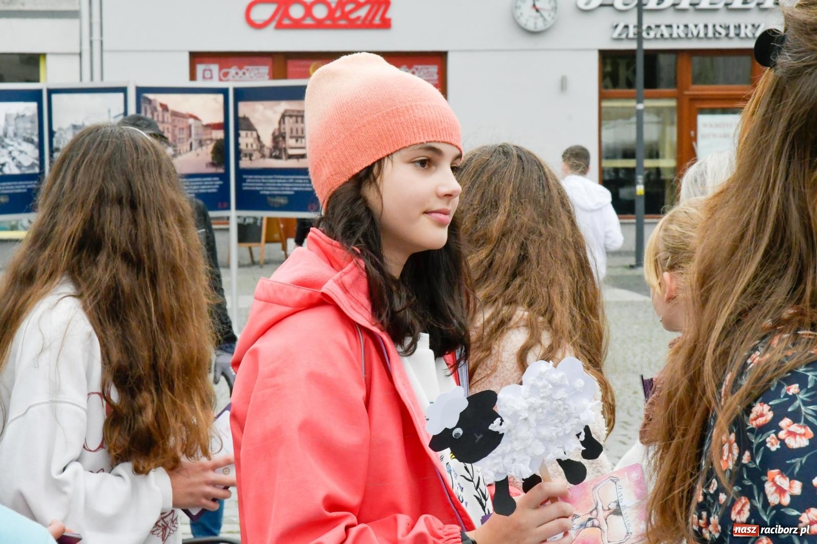 Zdjęcie w galerii na portalu naszraciborz.pl: Przez centrum Raciborza przeszedł KOROWÓD Z OFFCĄ [FOTO i WIDEO] wiadomości z regionu