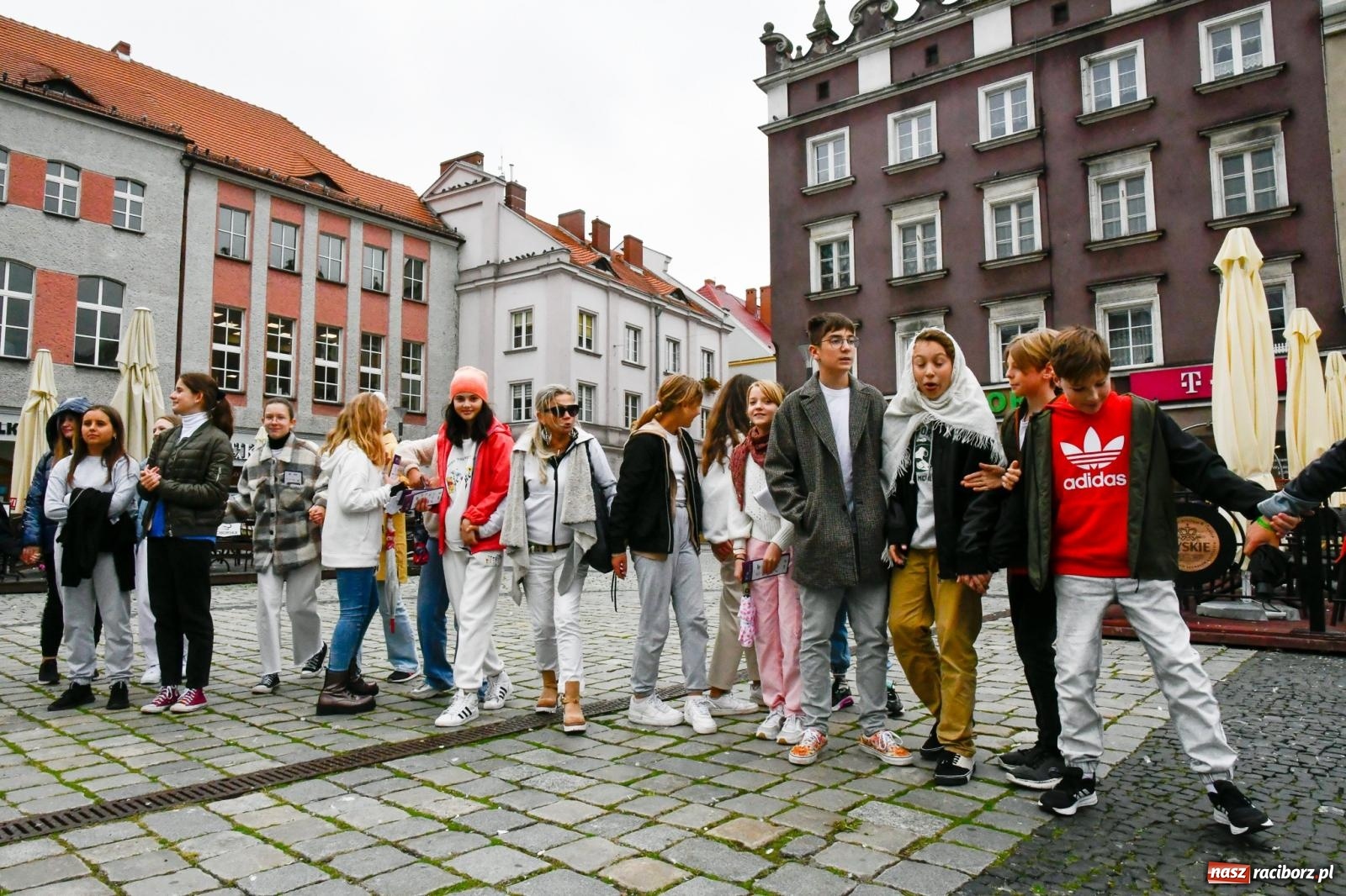 Zdjęcie w galerii na portalu naszraciborz.pl: Przez centrum Raciborza przeszedł KOROWÓD Z OFFCĄ [FOTO i WIDEO] wiadomości z regionu