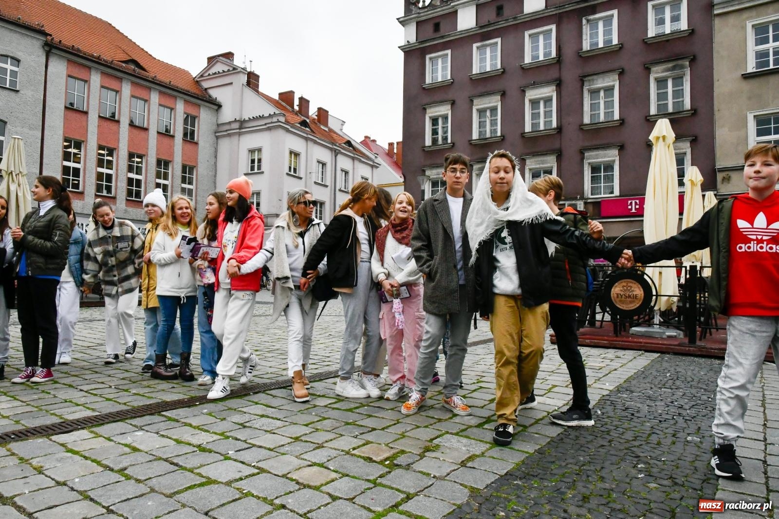 Zdjęcie w galerii na portalu naszraciborz.pl: Przez centrum Raciborza przeszedł KOROWÓD Z OFFCĄ [FOTO i WIDEO] wiadomości z regionu