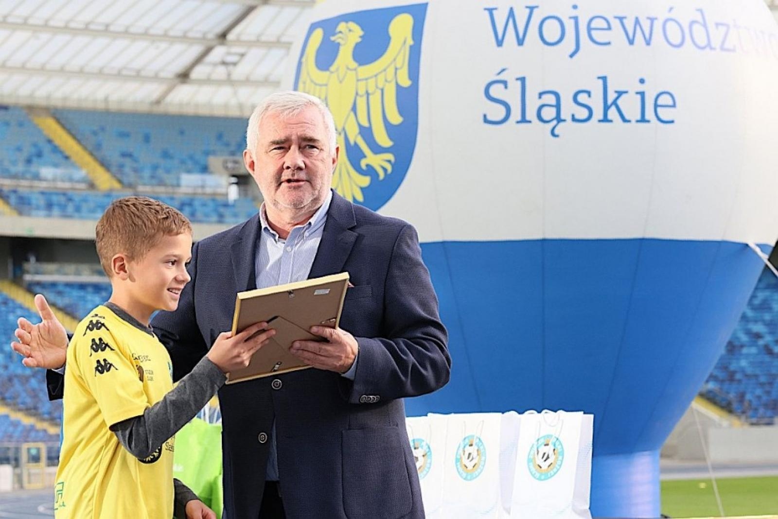 Zdjęcie w galerii na portalu naszraciborz.pl: Kolejny rocznik młodych piłkarzy powołany do Śląskiej Akademii Piłkarskiej wiadomości z regionu