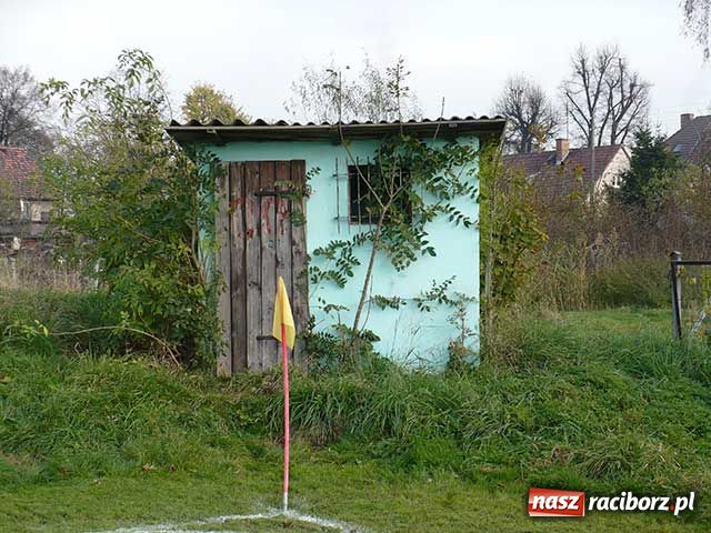 Zdjęcie w galerii na portalu naszraciborz.pl: Co z tymi boiskami? wiadomości z regionu