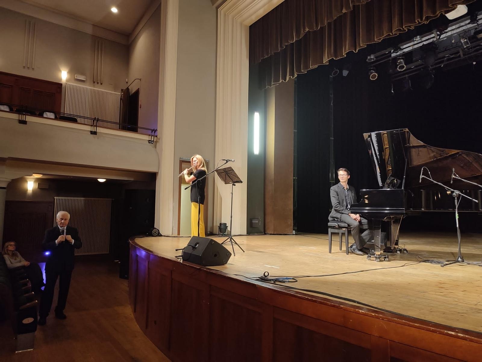 Zdjęcie w galerii na portalu naszraciborz.pl: Fletowa rodzina- pierwsze koncerty umuzykalniające w nowym roku szkolnym wiadomości z regionu