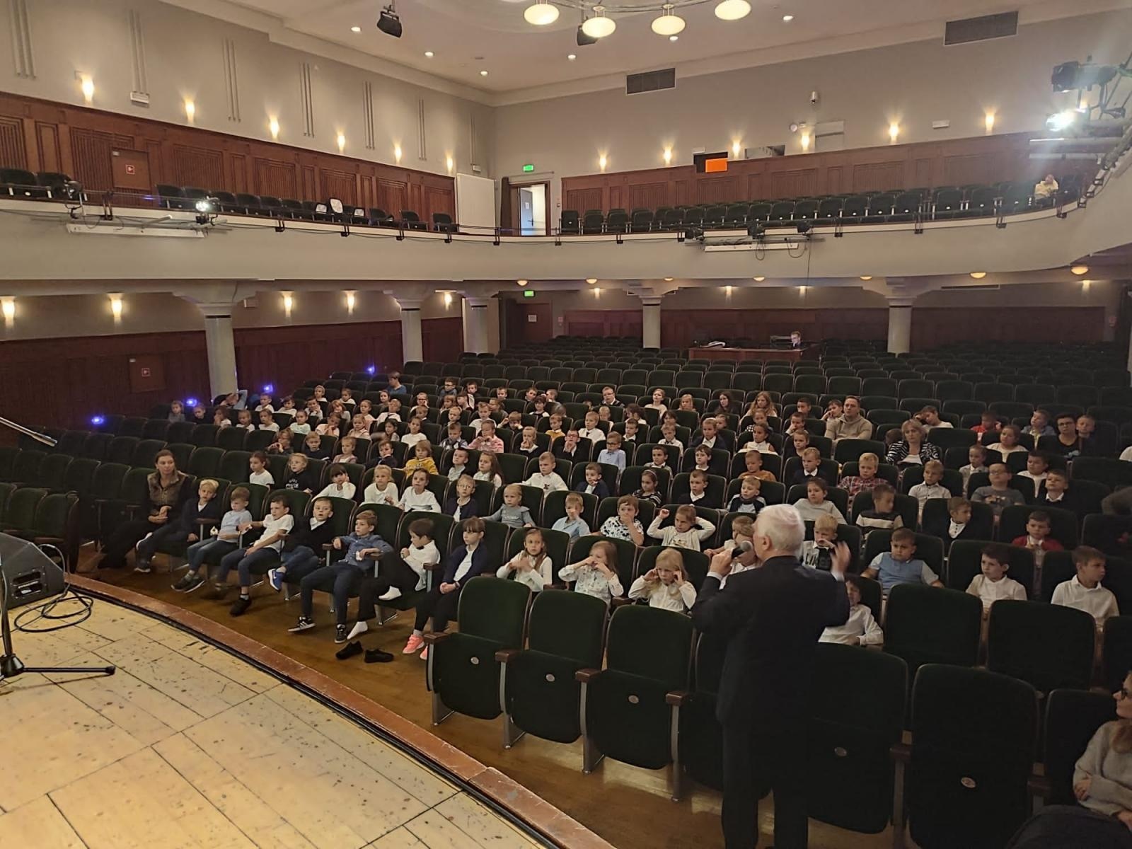 Zdjęcie w galerii na portalu naszraciborz.pl: Fletowa rodzina- pierwsze koncerty umuzykalniające w nowym roku szkolnym wiadomości z regionu