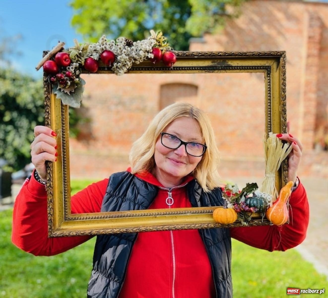 Zdjęcie w galerii na portalu naszraciborz.pl: Bezpieczne grzybobranie na zamku wiadomości z regionu