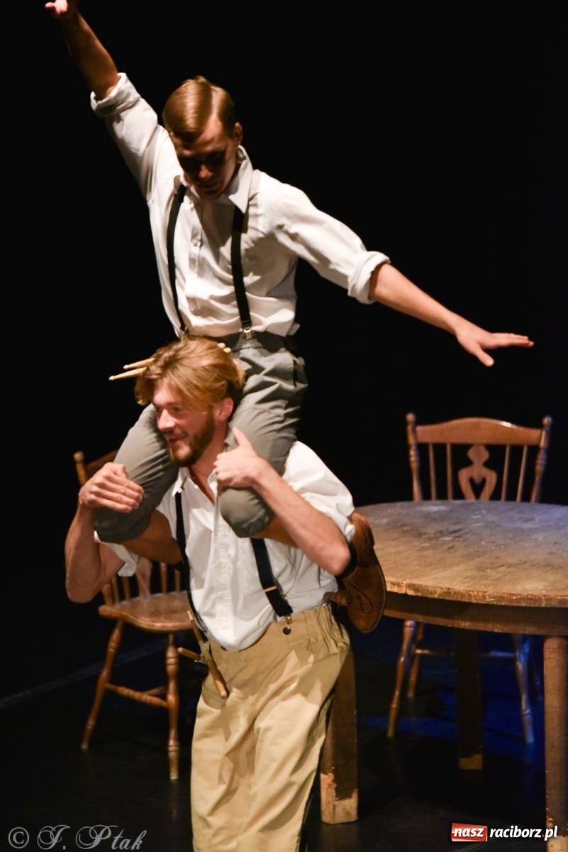 Zdjęcie w galerii na portalu naszraciborz.pl: Przewlekła trzyletniość. Blaszany Bębenek na OFF-ce wiadomości z regionu