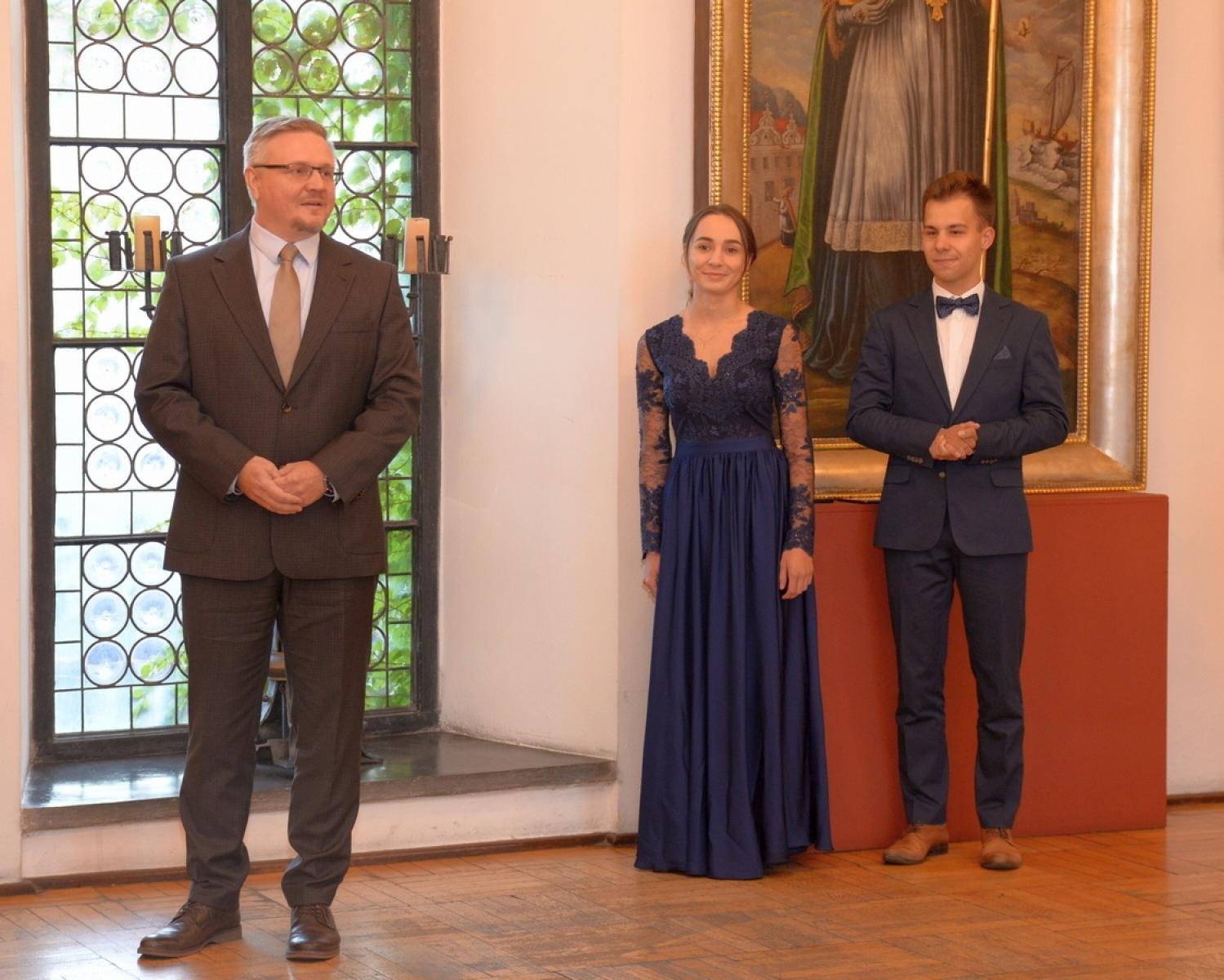 Zdjęcie w galerii na portalu naszraciborz.pl: Zakochany duet zaśpiewał w raciborskim Muzeum [FOTO] wiadomości z regionu