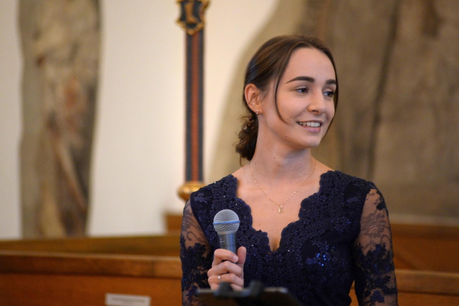 Zdjęcie w galerii na portalu naszraciborz.pl: Zakochany duet zaśpiewał w raciborskim Muzeum [FOTO] wiadomości z regionu