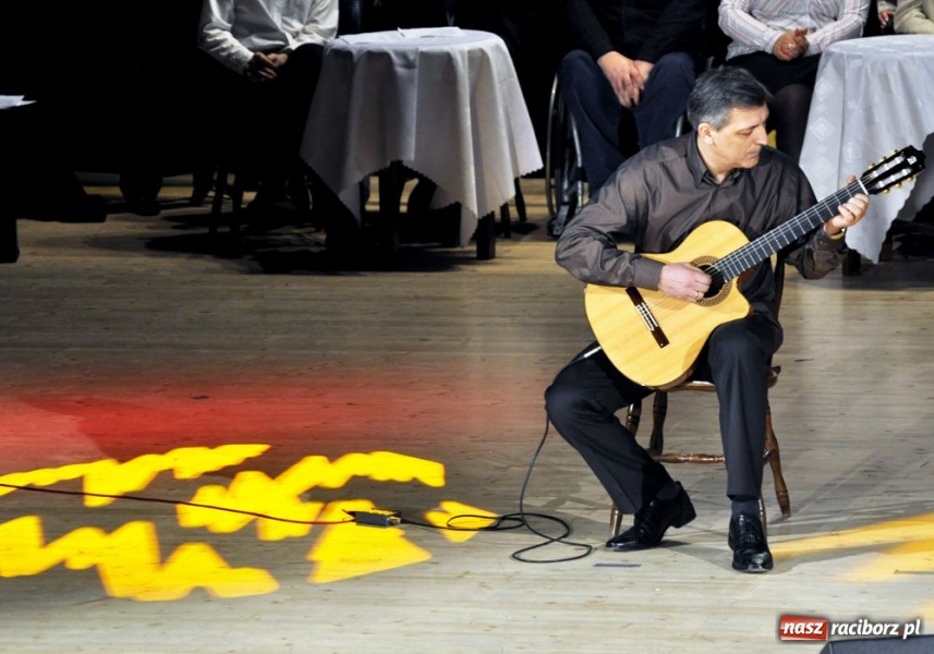 Zdjęcie w galerii na portalu naszraciborz.pl: Gwiazdka Serc - zobacz fotoreportaż wiadomości z regionu