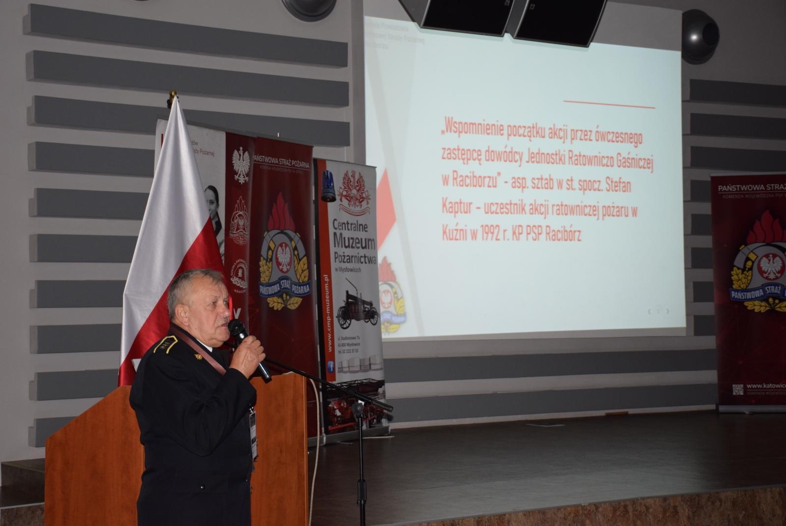 Zdjęcie w galerii na portalu naszraciborz.pl: 30 lat po wielkim pożarze w Kuźni Raciborskiej. Konferencja w muzeum pożarnictwa wiadomości z regionu