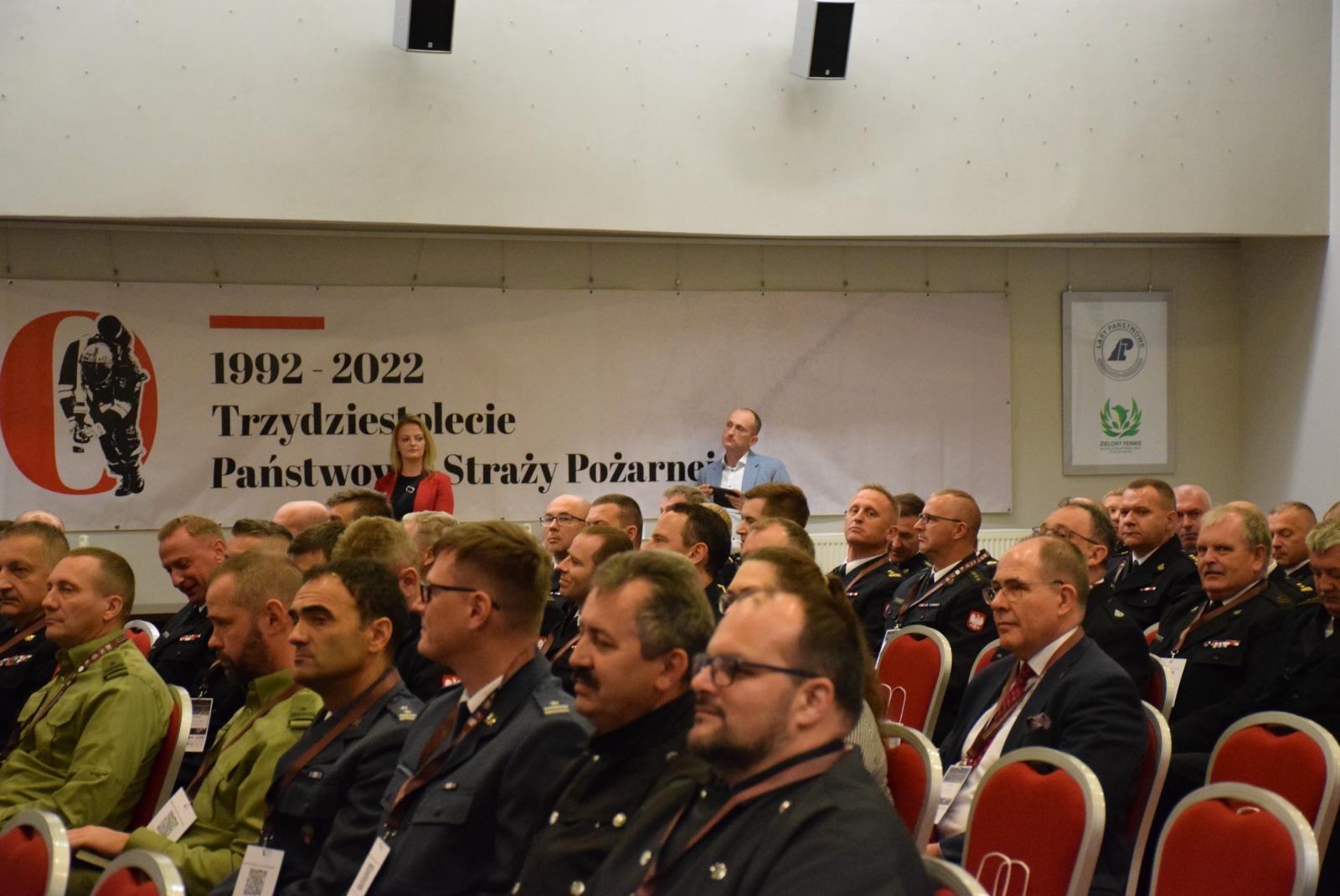 Zdjęcie w galerii na portalu naszraciborz.pl: 30 lat po wielkim pożarze w Kuźni Raciborskiej. Konferencja w muzeum pożarnictwa wiadomości z regionu