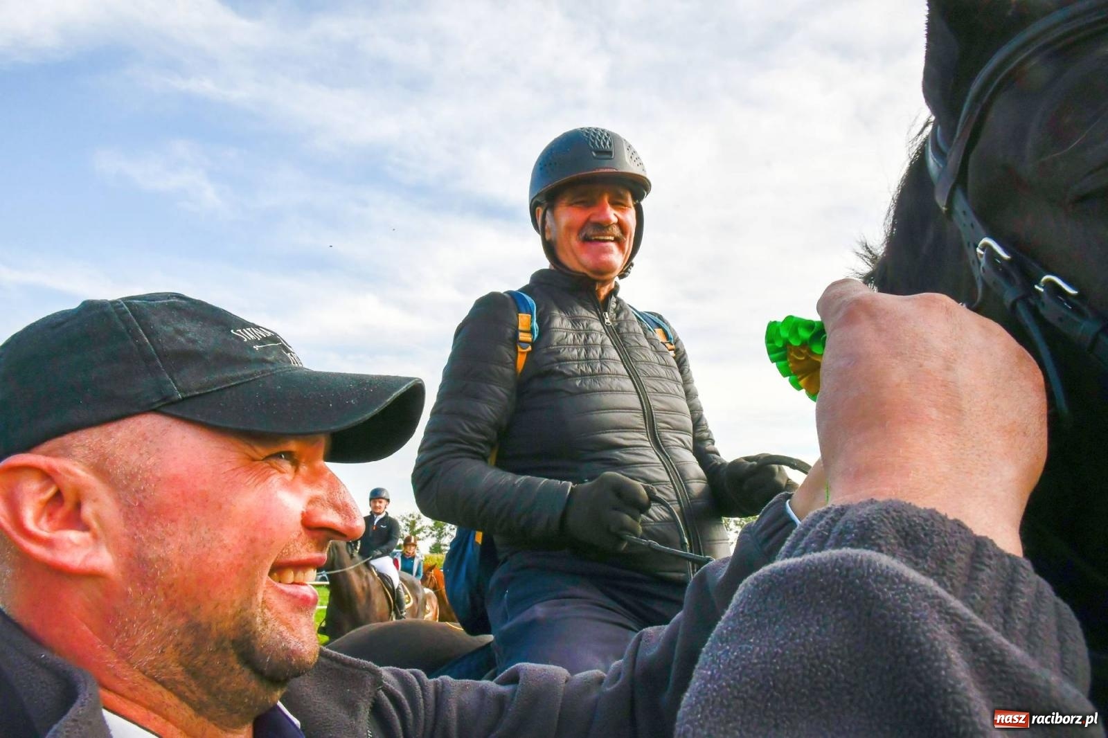 Zdjęcie w galerii na portalu naszraciborz.pl: Ponad sto koni na żerdzińskim Hubertusie [FOTO i WIDEO] wiadomości z regionu