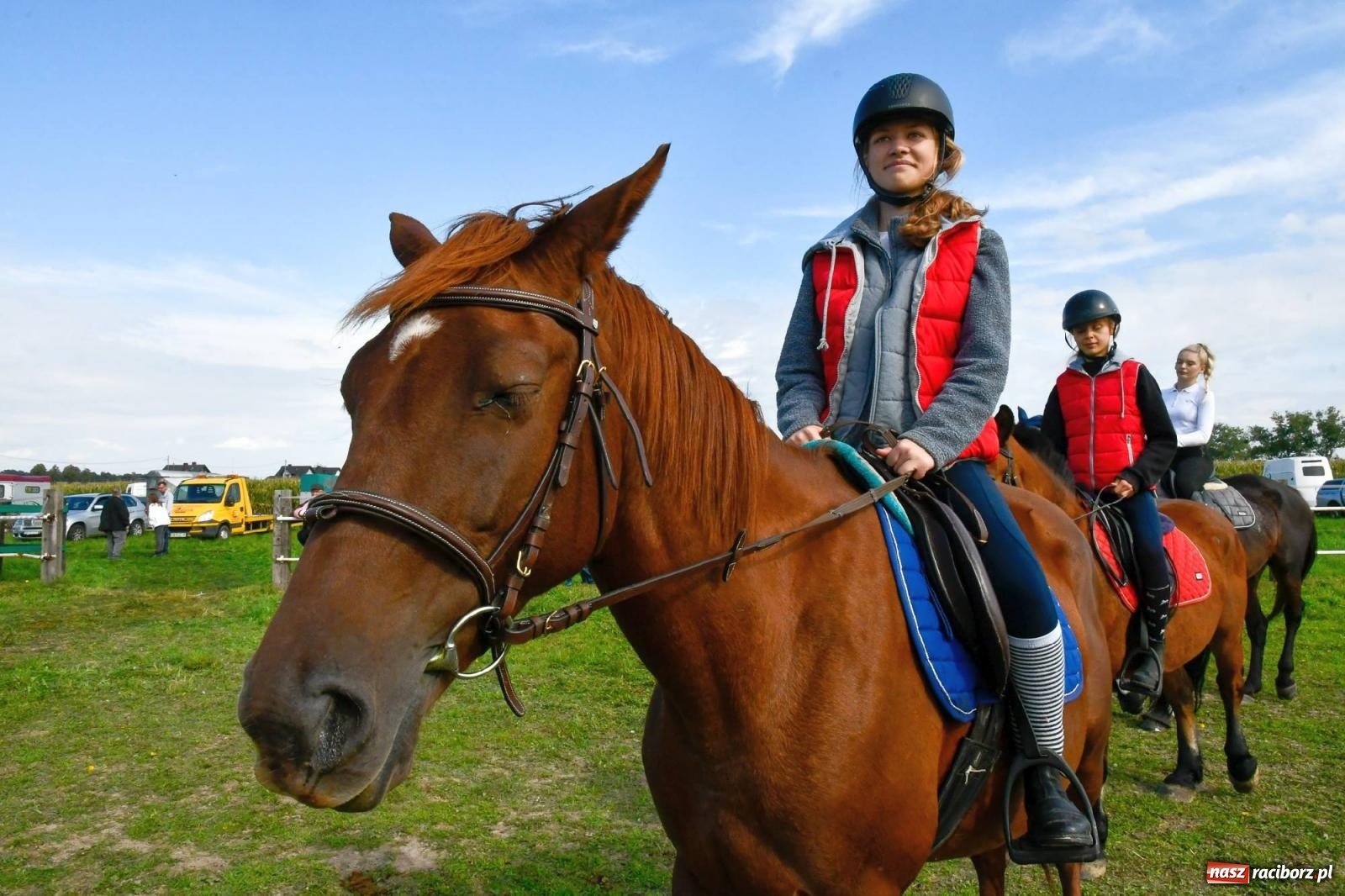 Zdjęcie w galerii na portalu naszraciborz.pl: Ponad sto koni na żerdzińskim Hubertusie [FOTO i WIDEO] wiadomości z regionu