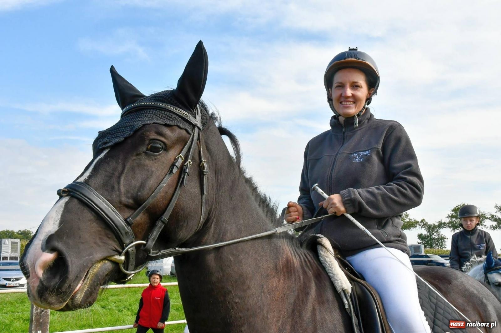 Zdjęcie w galerii na portalu naszraciborz.pl: Ponad sto koni na żerdzińskim Hubertusie [FOTO i WIDEO] wiadomości z regionu