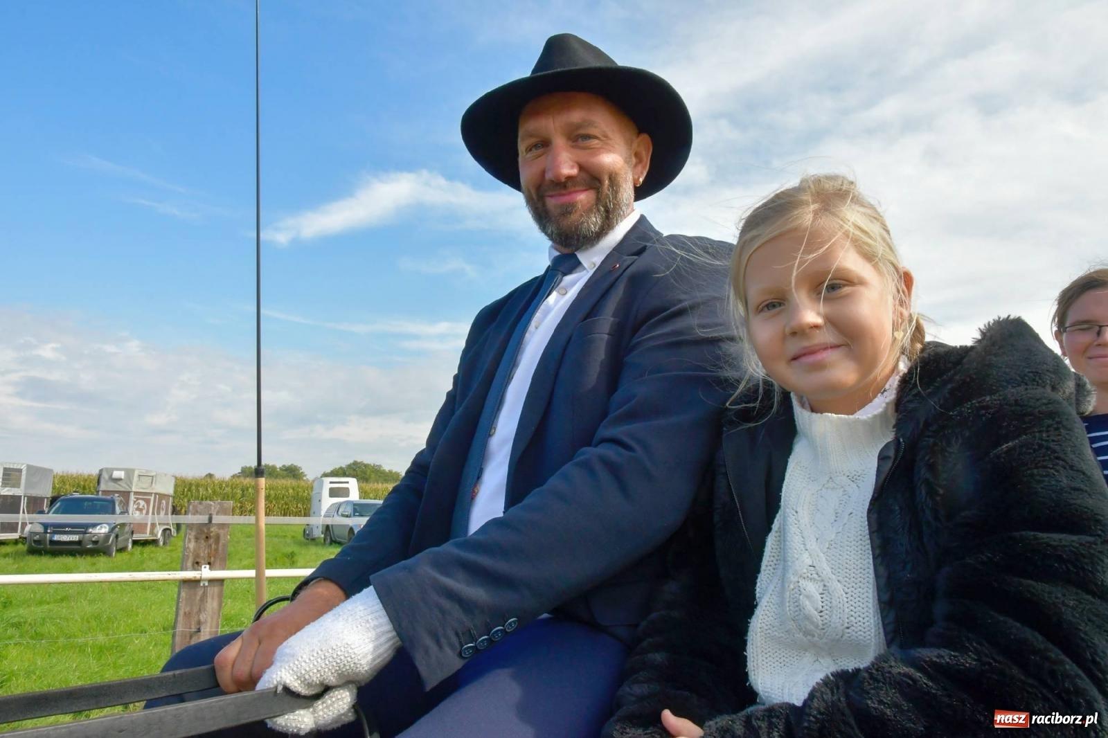 Zdjęcie w galerii na portalu naszraciborz.pl: Ponad sto koni na żerdzińskim Hubertusie [FOTO i WIDEO] wiadomości z regionu