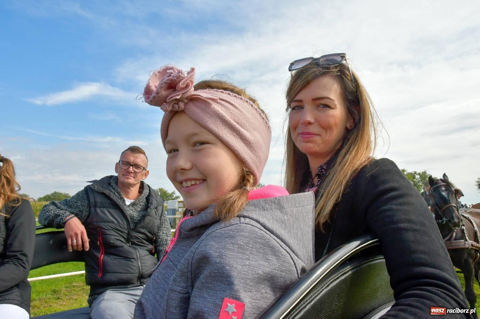 Zdjęcie w galerii na portalu naszraciborz.pl: Ponad sto koni na żerdzińskim Hubertusie [FOTO i WIDEO] wiadomości z regionu