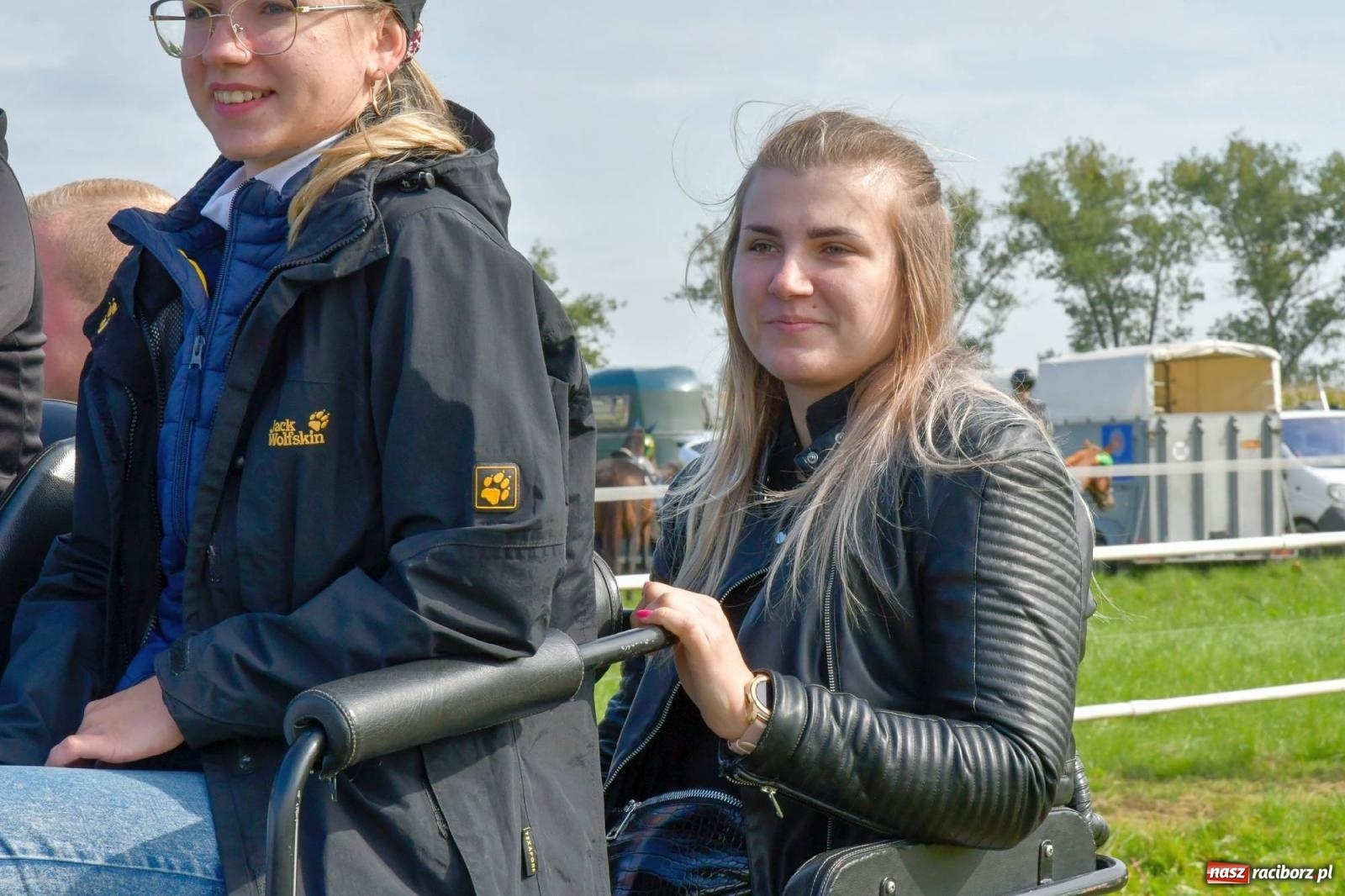 Zdjęcie w galerii na portalu naszraciborz.pl: Ponad sto koni na żerdzińskim Hubertusie [FOTO i WIDEO] wiadomości z regionu