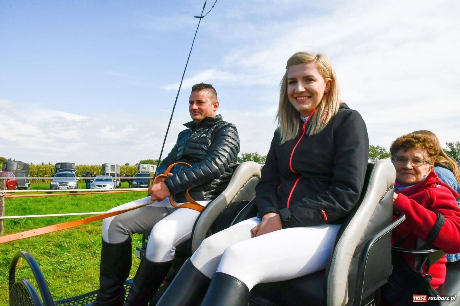Zdjęcie w galerii na portalu naszraciborz.pl: Ponad sto koni na żerdzińskim Hubertusie [FOTO i WIDEO] wiadomości z regionu