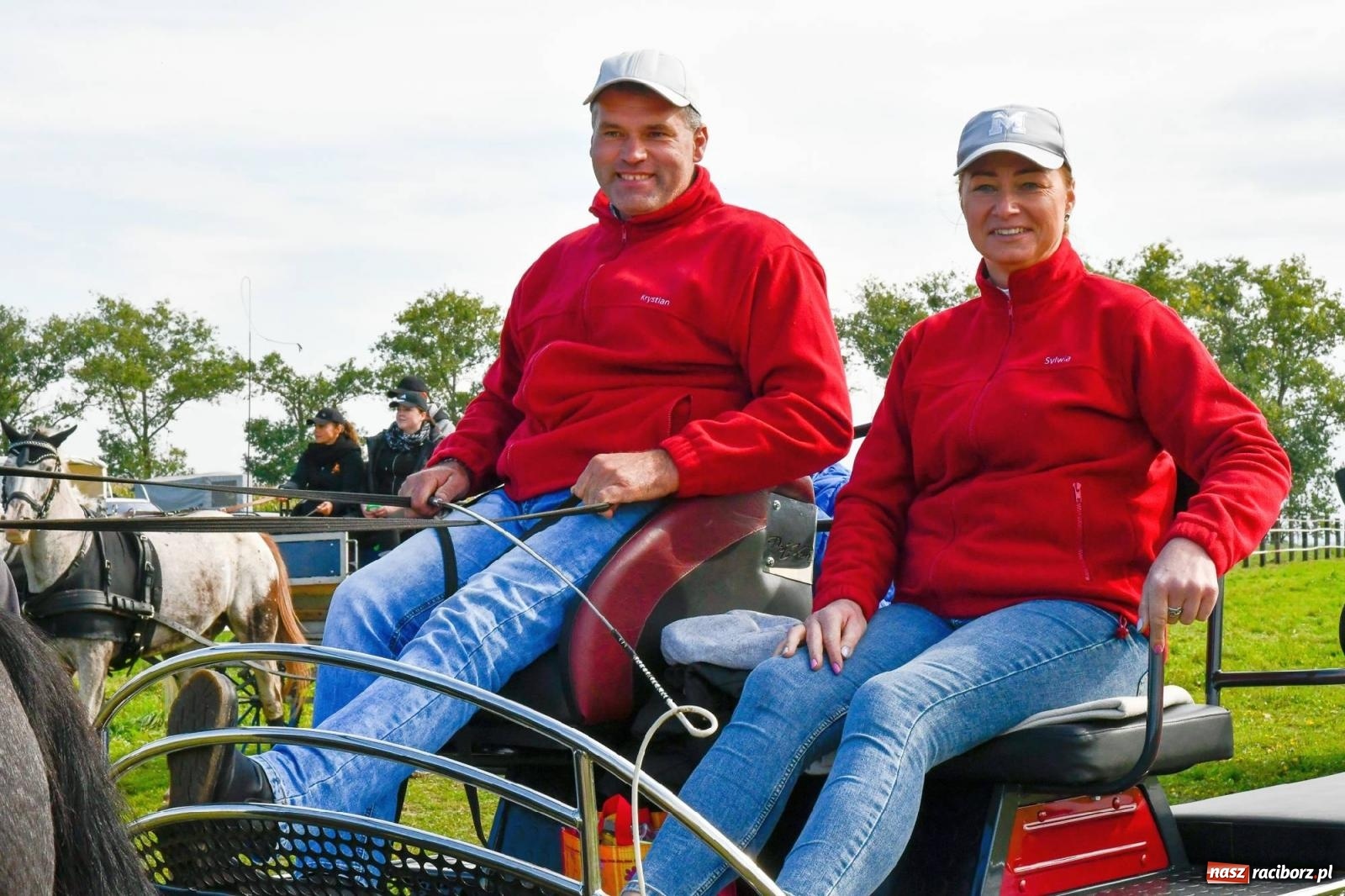 Zdjęcie w galerii na portalu naszraciborz.pl: Ponad sto koni na żerdzińskim Hubertusie [FOTO i WIDEO] wiadomości z regionu