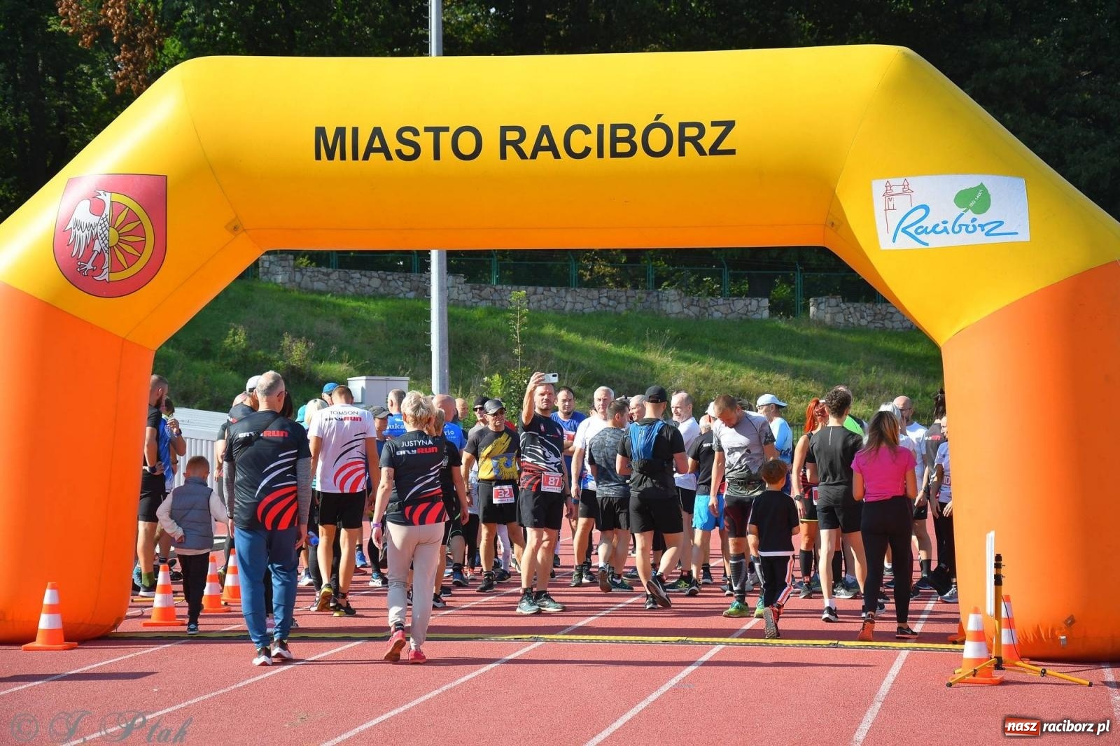 Zdjęcie w galerii na portalu naszraciborz.pl: FUN z EASYRUN 24 godziny non-stop [FOTO i WIDEO] wiadomości z regionu