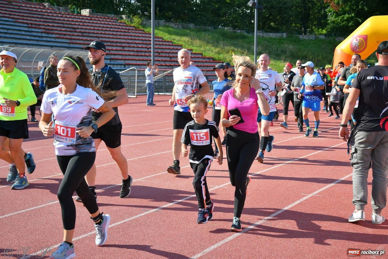 Zdjęcie w galerii na portalu naszraciborz.pl: FUN z EASYRUN 24 godziny non-stop [FOTO i WIDEO] wiadomości z regionu