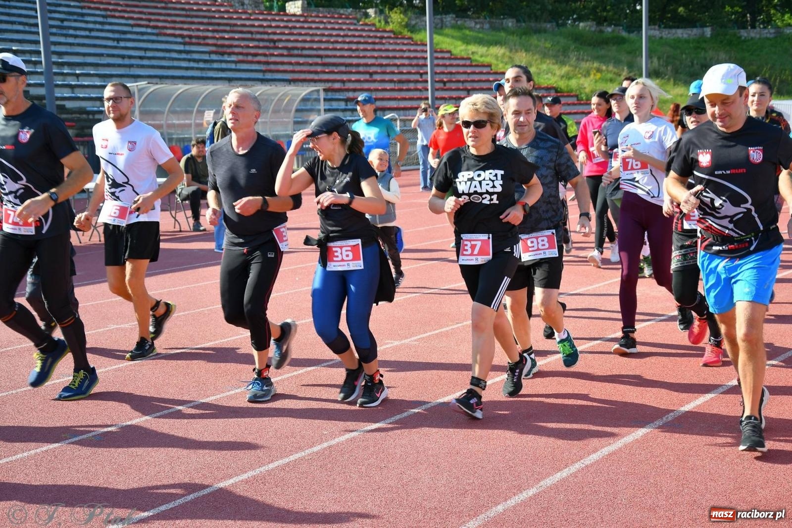Zdjęcie w galerii na portalu naszraciborz.pl: FUN z EASYRUN 24 godziny non-stop [FOTO i WIDEO] wiadomości z regionu