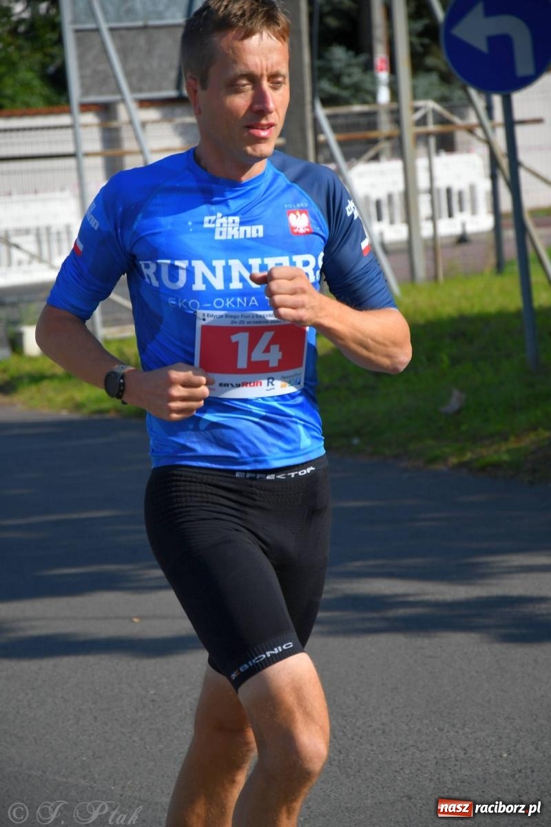 Zdjęcie w galerii na portalu naszraciborz.pl: FUN z EASYRUN 24 godziny non-stop [FOTO i WIDEO] wiadomości z regionu