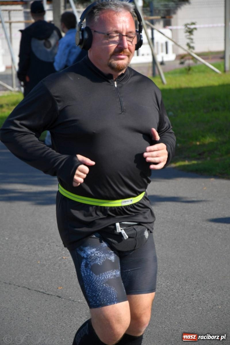 Zdjęcie w galerii na portalu naszraciborz.pl: FUN z EASYRUN 24 godziny non-stop [FOTO i WIDEO] wiadomości z regionu