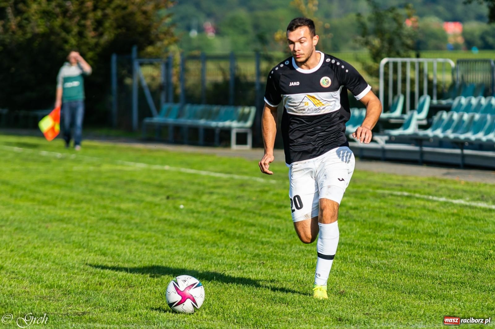 Zdjęcie w galerii na portalu naszraciborz.pl: Wicher Płonia niestraszny pszowskiemu Górnikowi [FOTO] wiadomości z regionu