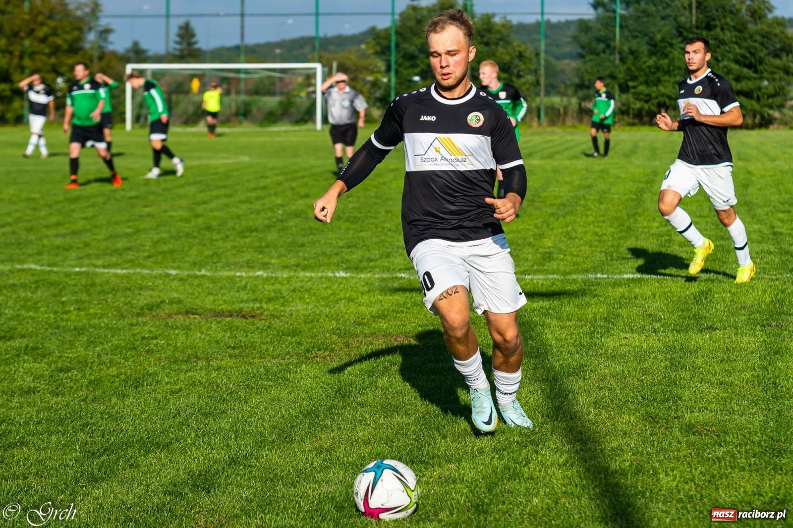 Zdjęcie w galerii na portalu naszraciborz.pl: Wicher Płonia niestraszny pszowskiemu Górnikowi [FOTO] wiadomości z regionu