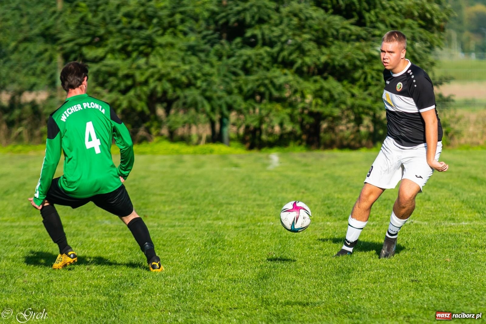 Zdjęcie w galerii na portalu naszraciborz.pl: Wicher Płonia niestraszny pszowskiemu Górnikowi [FOTO] wiadomości z regionu