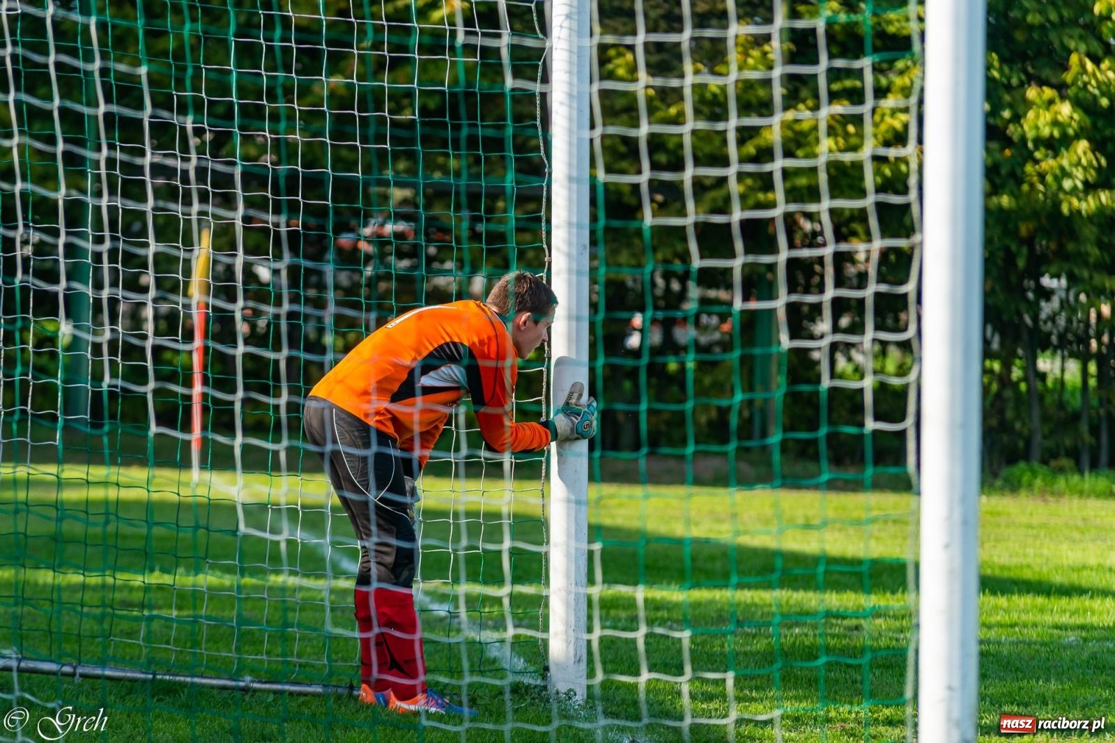 Zdjęcie w galerii na portalu naszraciborz.pl: Wicher Płonia niestraszny pszowskiemu Górnikowi [FOTO] wiadomości z regionu