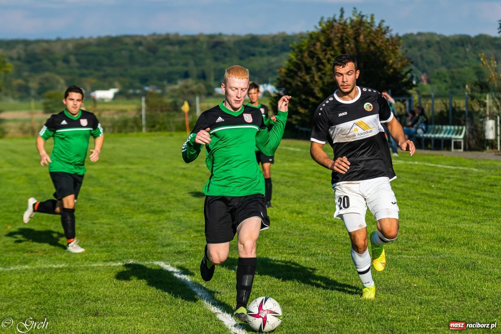 Zdjęcie w galerii na portalu naszraciborz.pl: Wicher Płonia niestraszny pszowskiemu Górnikowi [FOTO] wiadomości z regionu