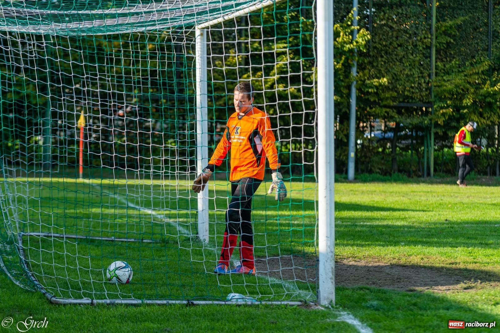 Zdjęcie w galerii na portalu naszraciborz.pl: Wicher Płonia niestraszny pszowskiemu Górnikowi [FOTO] wiadomości z regionu