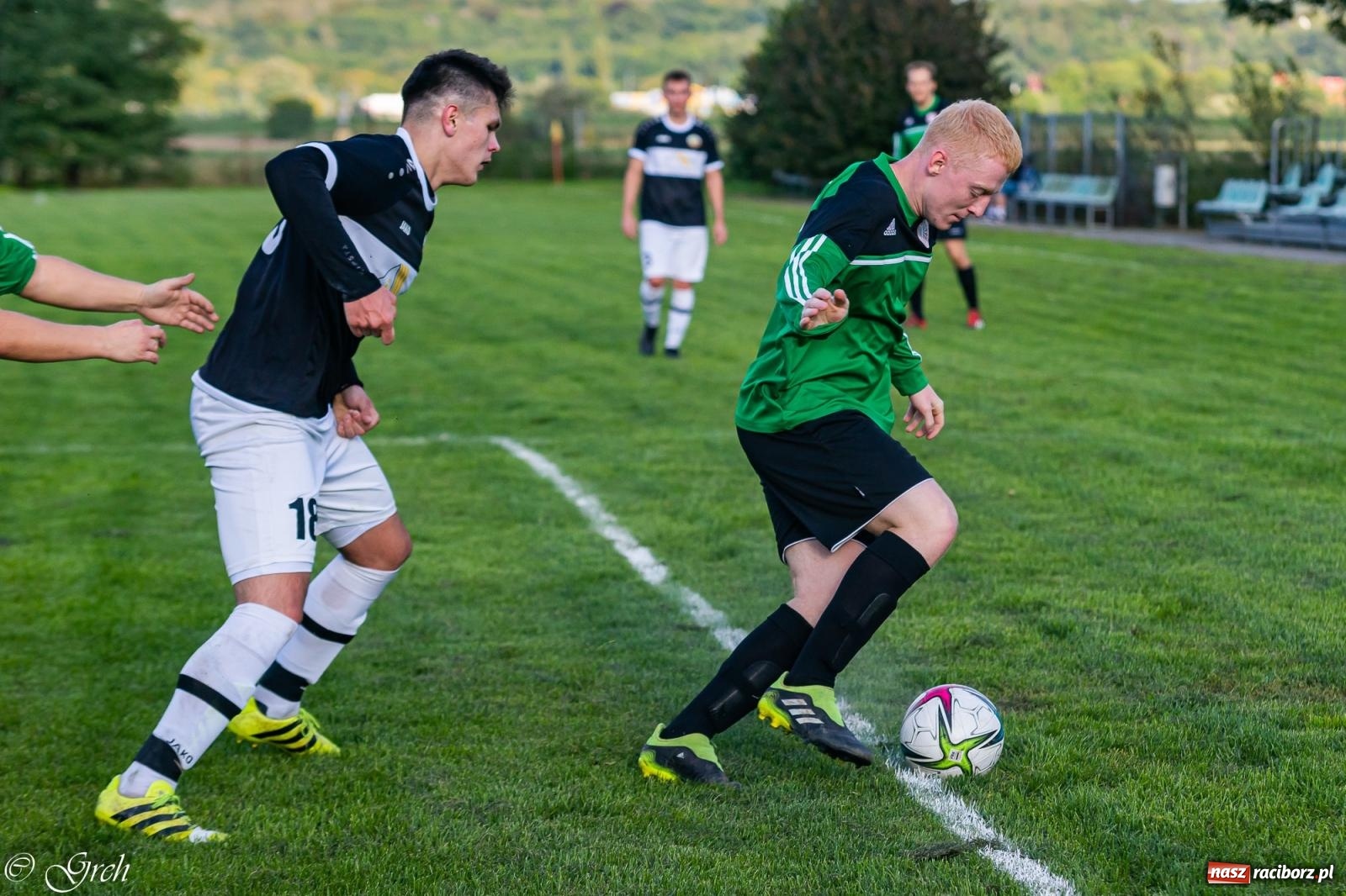 Zdjęcie w galerii na portalu naszraciborz.pl: Wicher Płonia niestraszny pszowskiemu Górnikowi [FOTO] wiadomości z regionu