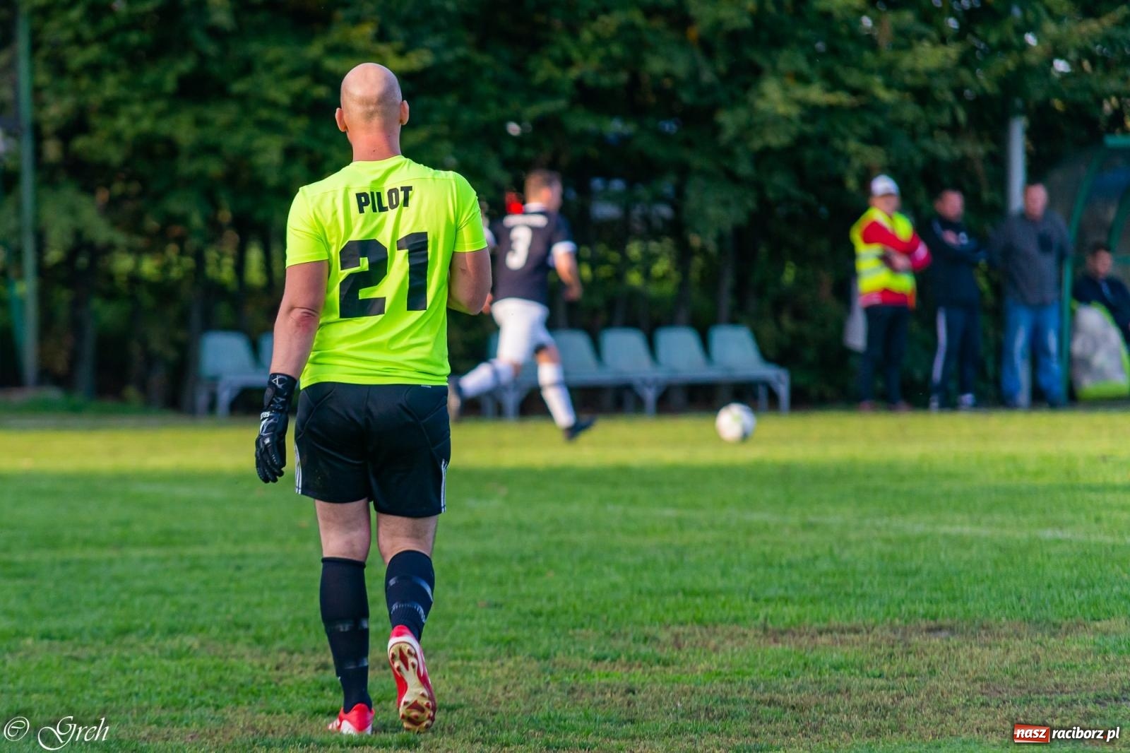 Zdjęcie w galerii na portalu naszraciborz.pl: Wicher Płonia niestraszny pszowskiemu Górnikowi [FOTO] wiadomości z regionu