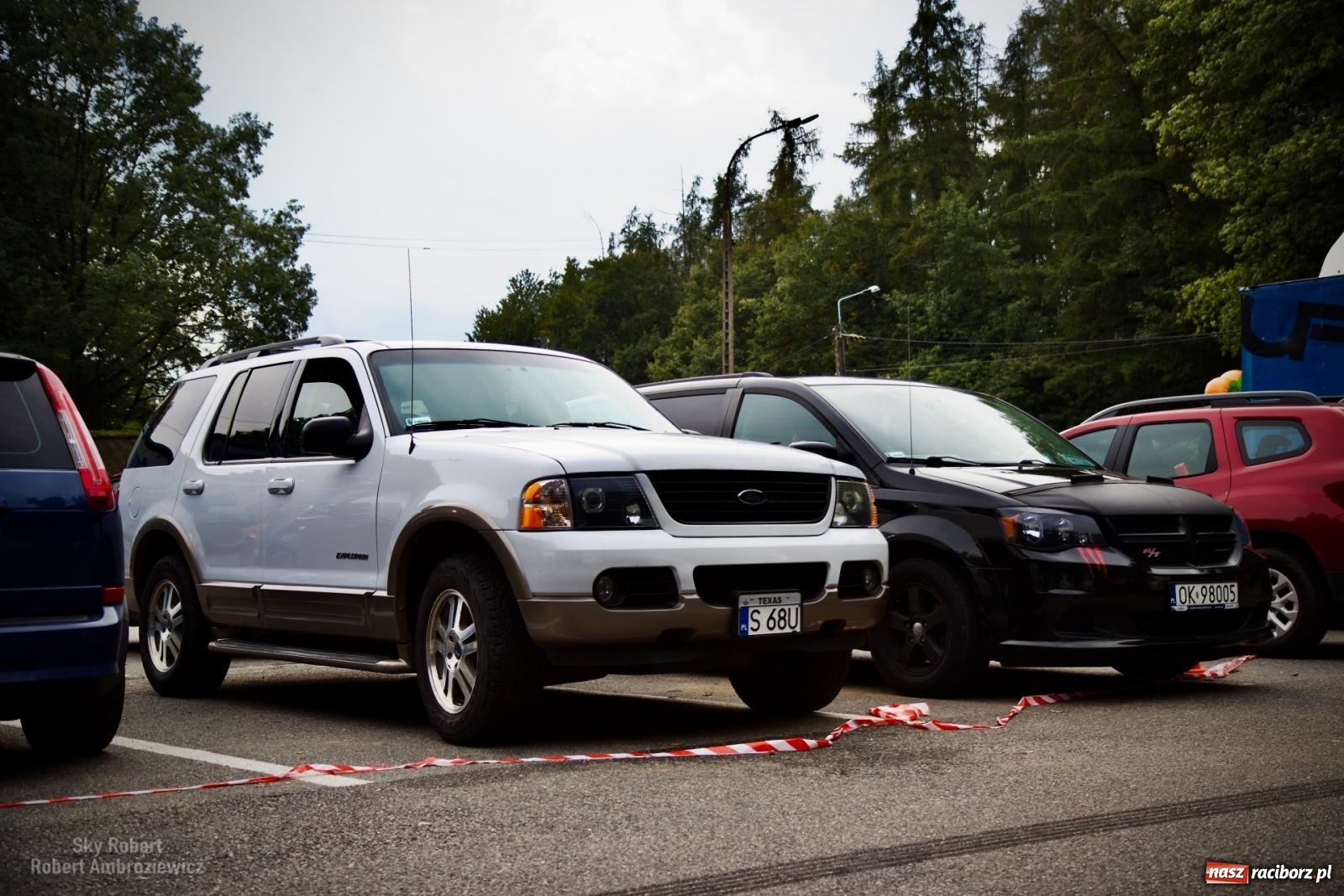 Zdjęcie w galerii na portalu naszraciborz.pl: Trwa festyn charytatywny w raciborskim grodzie. Pomagają Joli wiadomości z regionu