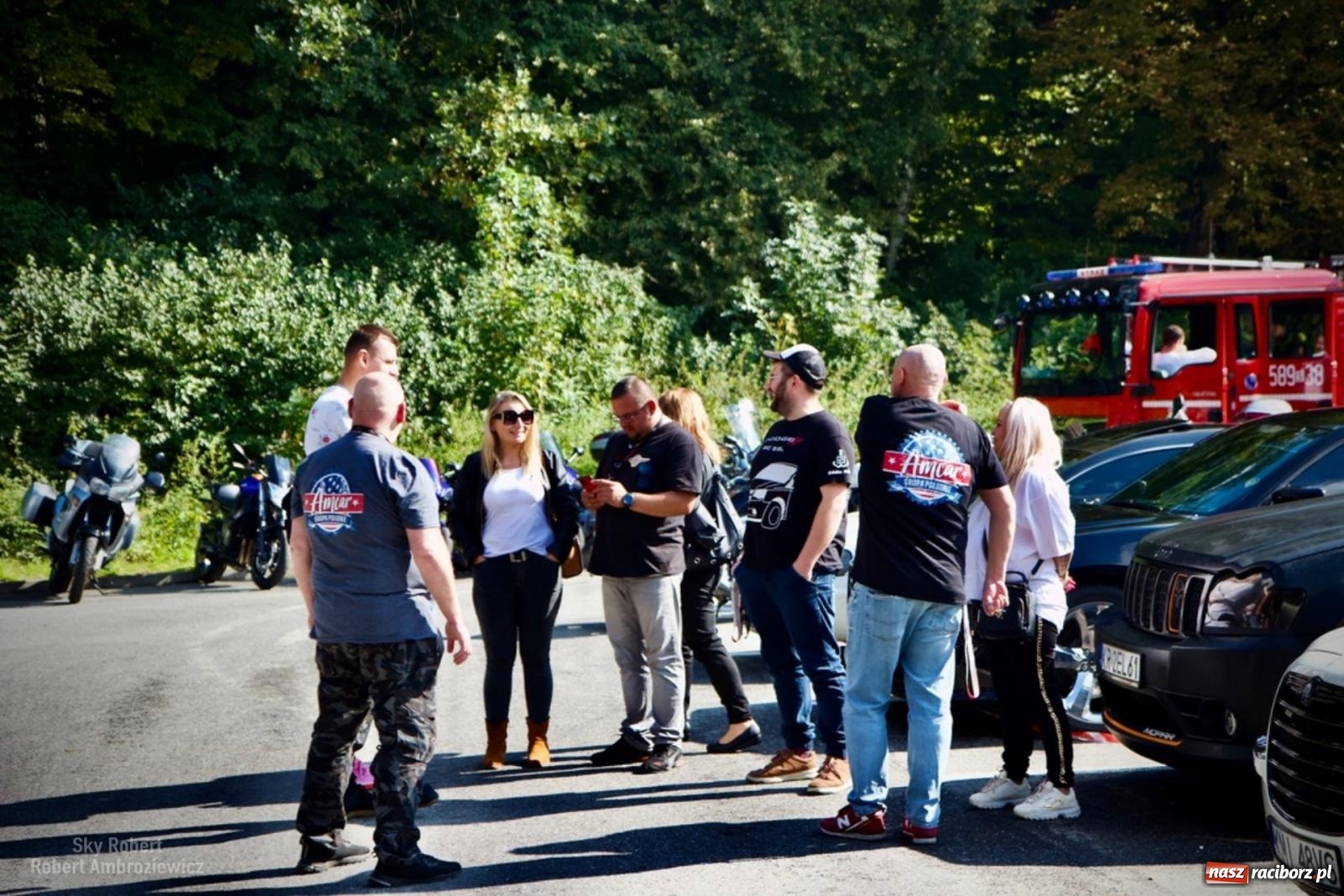 Zdjęcie w galerii na portalu naszraciborz.pl: Trwa festyn charytatywny w raciborskim grodzie. Pomagają Joli wiadomości z regionu