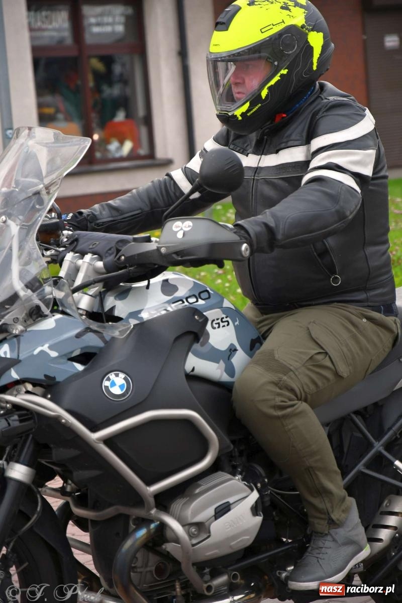 Zdjęcie w galerii na portalu naszraciborz.pl: Sezon na finiszu. Motocyklowe nieszpory przy św. Krzyżu [FOTO i WIDEO] wiadomości z regionu