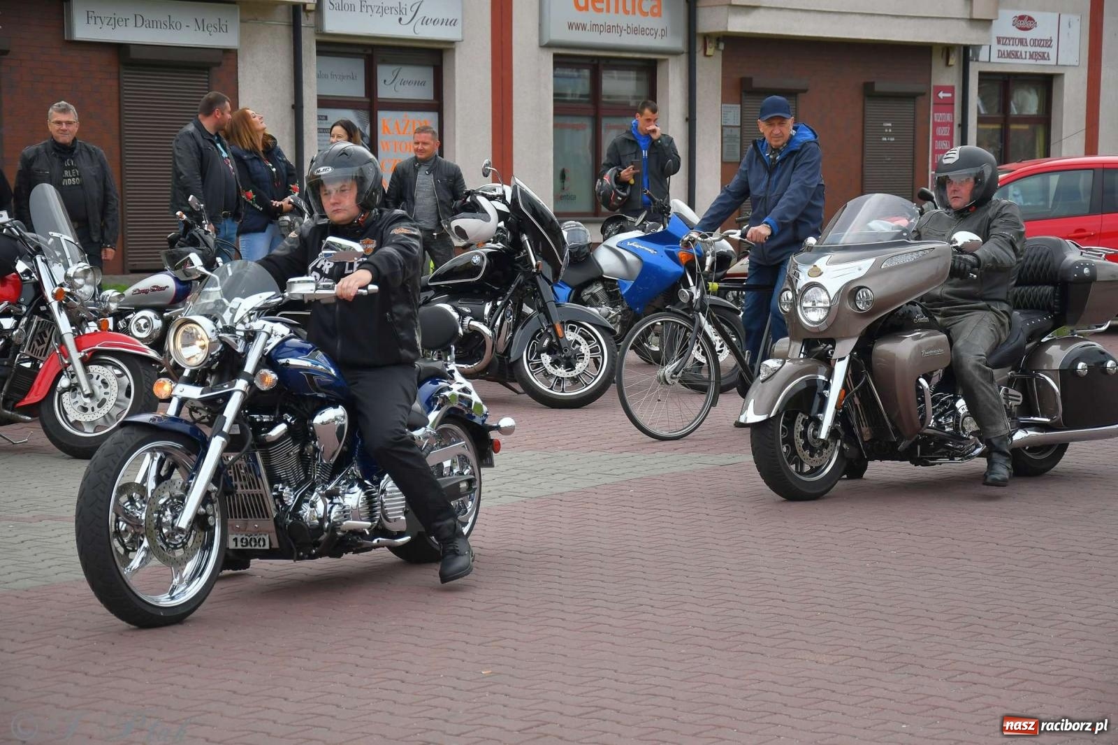Zdjęcie w galerii na portalu naszraciborz.pl: Sezon na finiszu. Motocyklowe nieszpory przy św. Krzyżu [FOTO i WIDEO] wiadomości z regionu