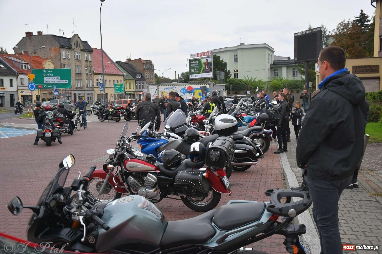 Zdjęcie w galerii na portalu naszraciborz.pl: Sezon na finiszu. Motocyklowe nieszpory przy św. Krzyżu [FOTO i WIDEO] wiadomości z regionu