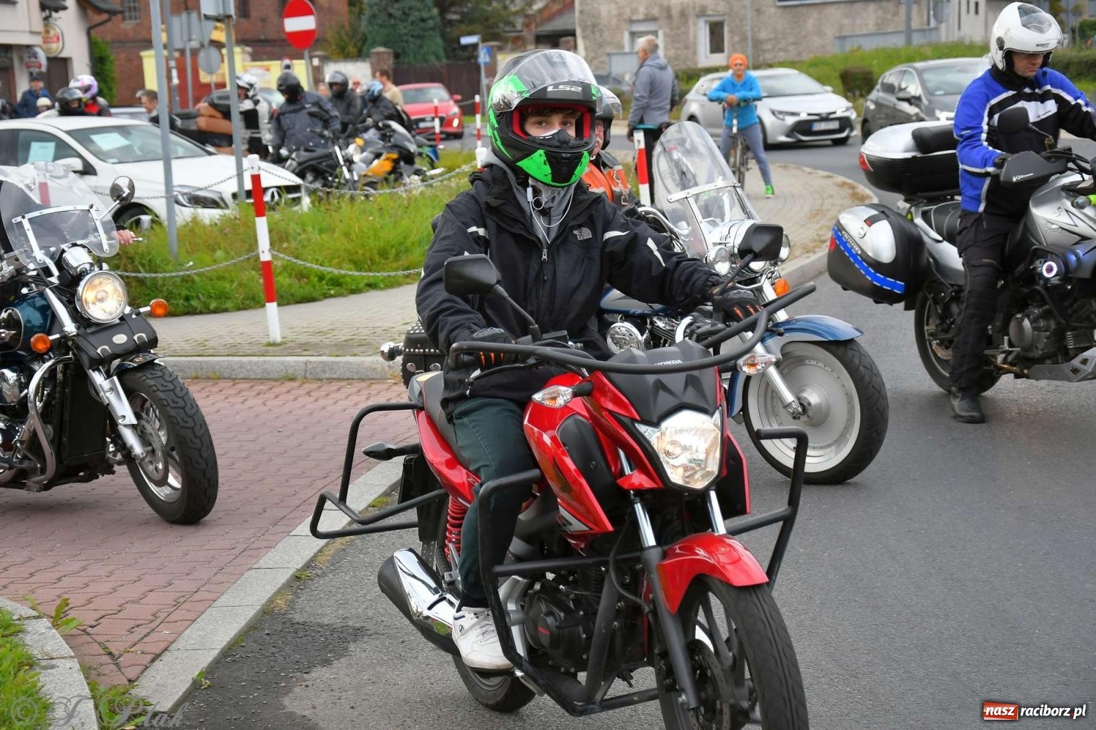 Zdjęcie w galerii na portalu naszraciborz.pl: Sezon na finiszu. Motocyklowe nieszpory przy św. Krzyżu [FOTO i WIDEO] wiadomości z regionu
