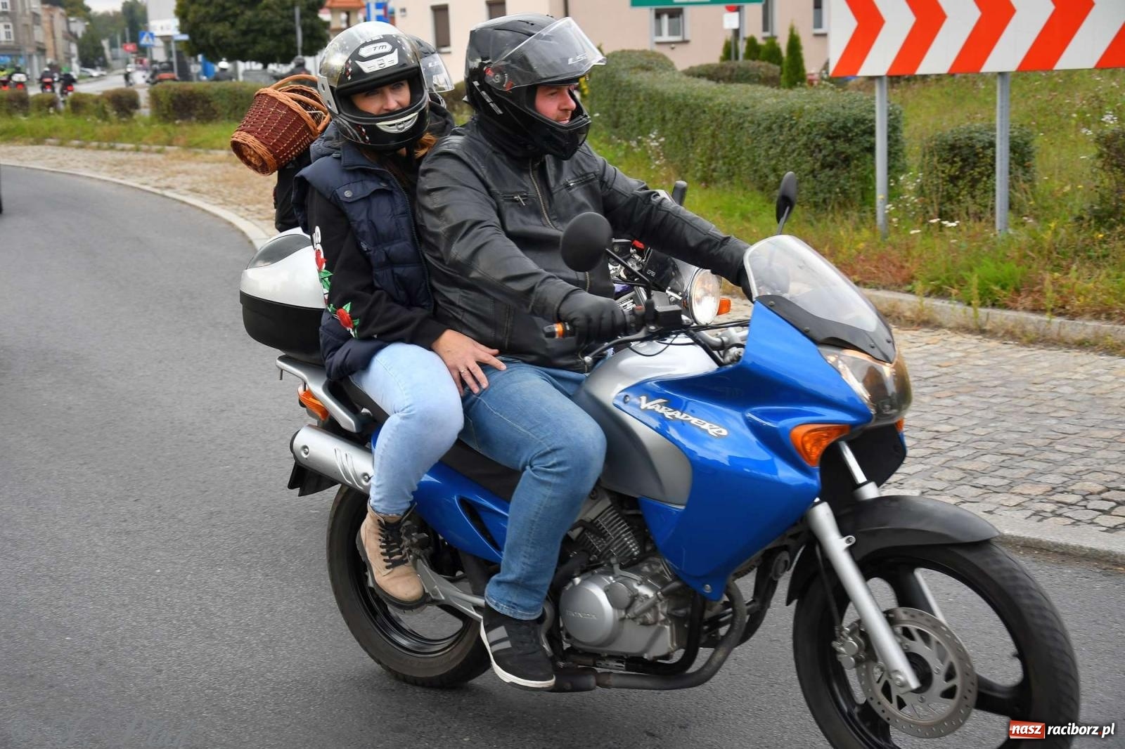 Zdjęcie w galerii na portalu naszraciborz.pl: Sezon na finiszu. Motocyklowe nieszpory przy św. Krzyżu [FOTO i WIDEO] wiadomości z regionu